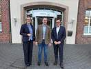 Gruppenfoto Dr. Schmeil Chefarzt Wirbelsäulenchirurgie Gruppenfoto Dr. Schmeil Chefarzt Wirbelsäulenchirurgie